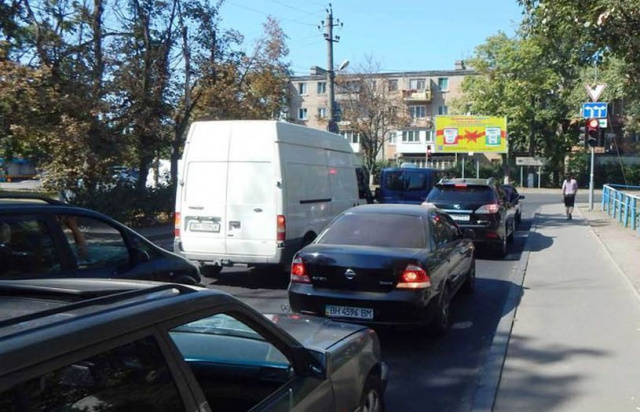 Призма 6x3,  №140 ул.Центральный Аэропорт ТЦ "Аэропортовский"