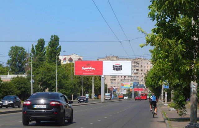 Щит 12x3, №426л ул.Щорса / ул.Платановая к ул.Гастелло ТЦ "Аэропортовский" и "Эльдорадо" Щит 12x3, №426л ул.Щорса / ул.Платановая к ул.Гастелло ТЦ "Аэропортовский" и "Эльдорадо"